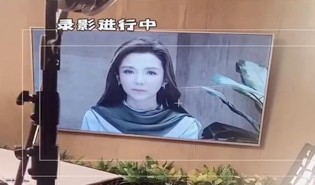 朱迅与母亲感人故事（朱迅被亲妈伤害后）(9)