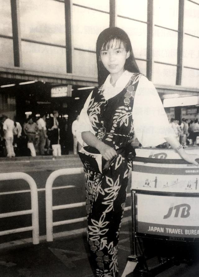朱迅与母亲感人故事（朱迅被亲妈伤害后）(18)