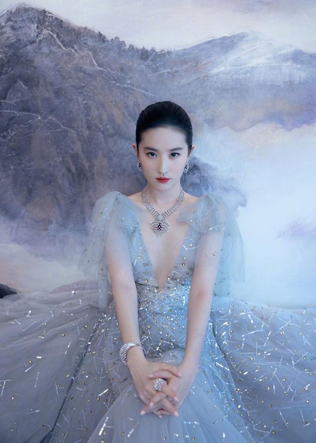 刘亦菲刘晓莉杨采钰陈金飞（白富美刘亦菲背靠陈金飞身价百亿）(15)
