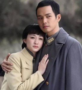 ​演员李小冉的第一任老公（难忘被富商折磨的岁月）