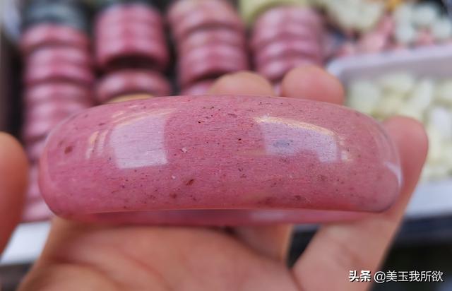 百万以上的和田玉青玉手镯（常见各种和田玉手镯合集）(50)