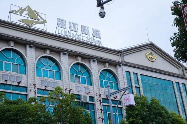 环球影城提前1小时开放区域（丽江4家影院观影测评来袭）(5)