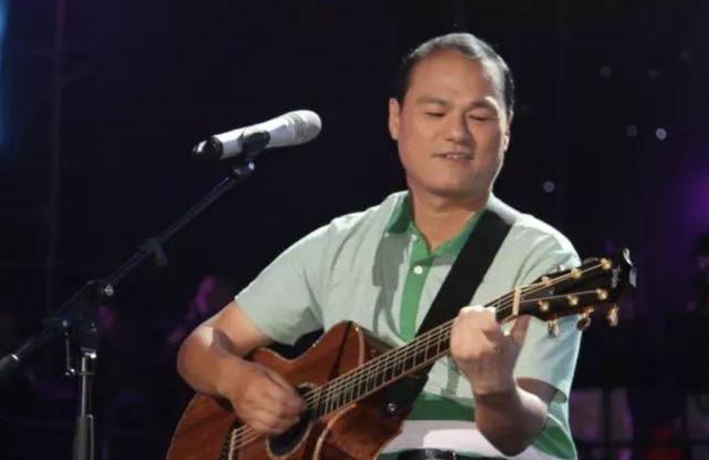 歌唱家张也至今未婚（歌唱家张也跟初恋分手后）(45)