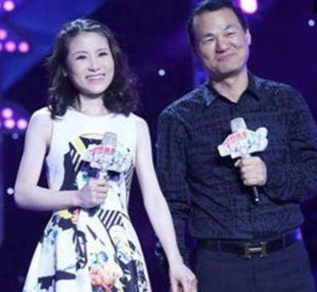 歌唱家张也至今未婚（歌唱家张也跟初恋分手后）(43)