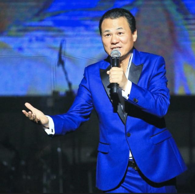 歌唱家张也至今未婚（歌唱家张也跟初恋分手后）(22)