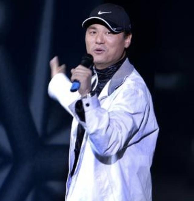 歌唱家张也至今未婚（歌唱家张也跟初恋分手后）(21)