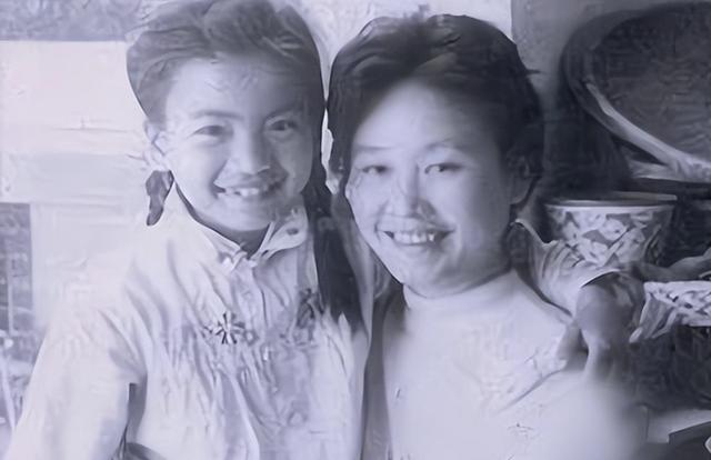 歌唱家张也至今未婚（歌唱家张也跟初恋分手后）(5)