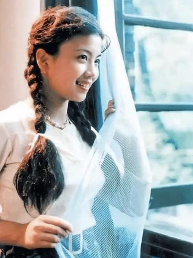 歌唱家张也至今未婚（歌唱家张也跟初恋分手后）(20)