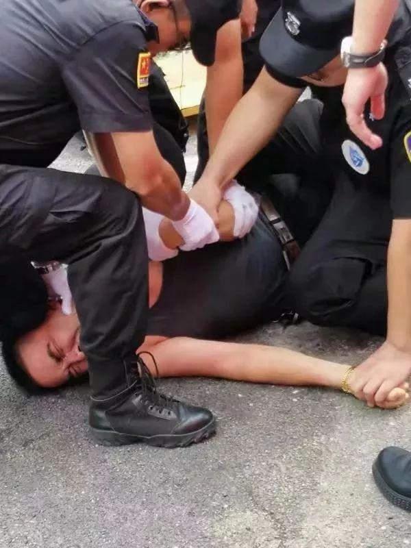 任达华被刺真实原因（曾演变态奸徒如今却被刺一刀）(2)