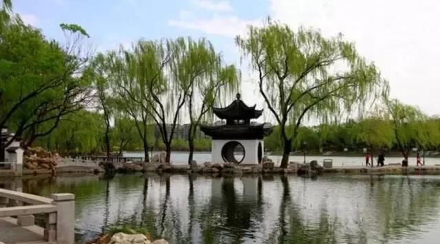 岳阳楼滕王阁黄鹤楼四大名楼(江南三大名楼黄鹤楼岳阳楼滕王阁)图22