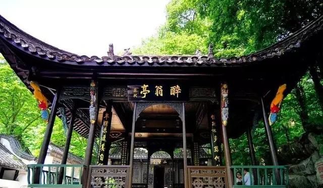 岳阳楼滕王阁黄鹤楼四大名楼(江南三大名楼黄鹤楼岳阳楼滕王阁)图19