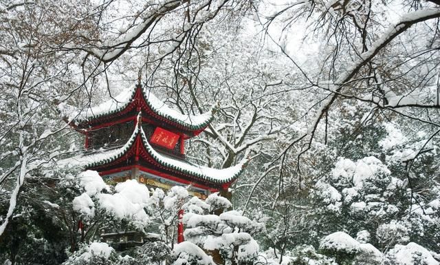 岳阳楼滕王阁黄鹤楼四大名楼(江南三大名楼黄鹤楼岳阳楼滕王阁)图17