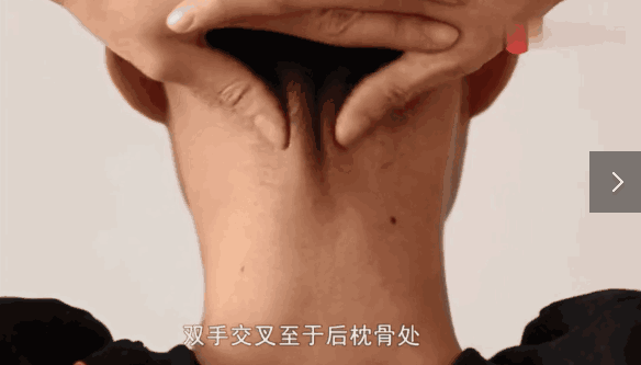 三个动作有效缓解颈椎病（教您这几个小妙招）(9)