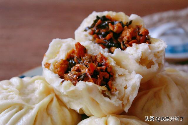 怎样蒸出松软的肉包子（在家学蒸肉包子）(1)