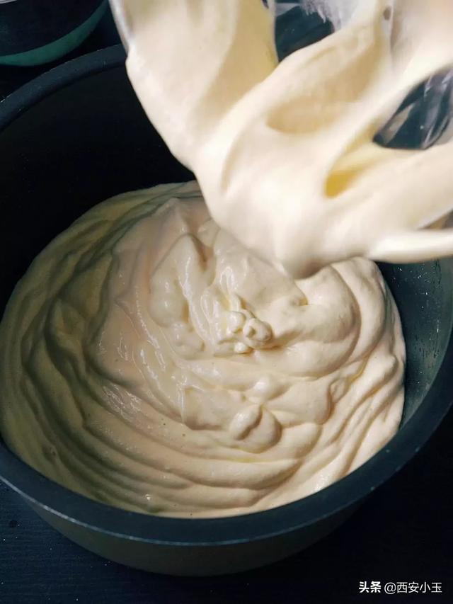 懒人电饭锅做蛋糕简单的方法（用电饭锅就能做蛋糕）(7)