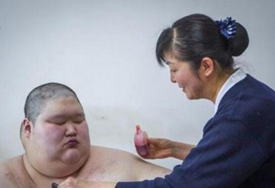 ​沈阳500斤小伙离世，肺内感受引导心衰牺牲_尸身已赠予