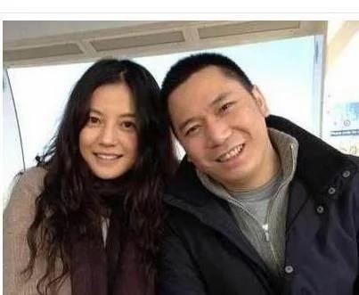赵薇背后的故事十分复杂（赵薇为何被封杀）