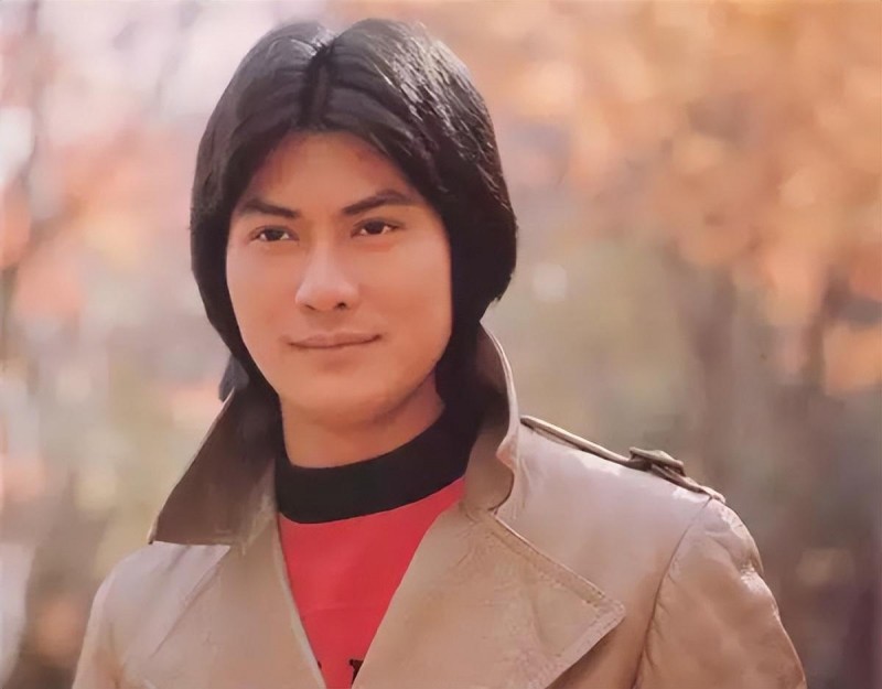 邓光荣小女儿大婚(黑帮大佬的美貌女儿)