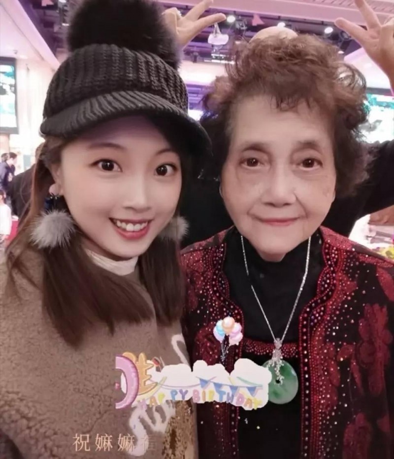 邓光荣小女儿大婚(黑帮大佬的美貌女儿)