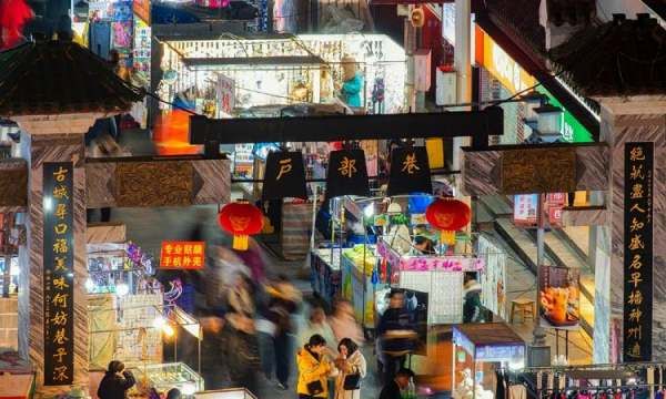 汉滨区美食街,安康汉城国际的房子怎么样图2