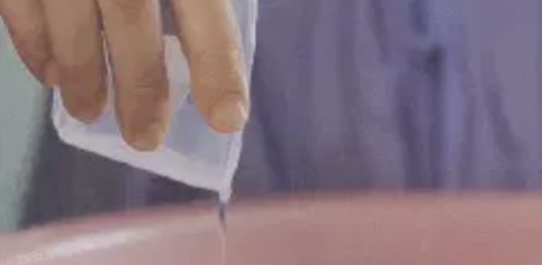 第一次买的羽绒服怎么洗,新买的羽绒服怎么洗最好图2