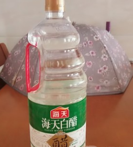 创可贴胶粘手上如何清洗,创可贴的胶粘在皮肤上怎么弄下来图2