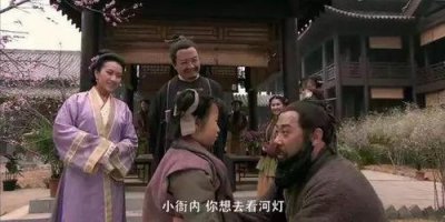 ​美髯公误失小衙内概括（如何概括美髯公误失小衙内）