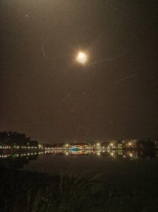 ​明月当空的解释