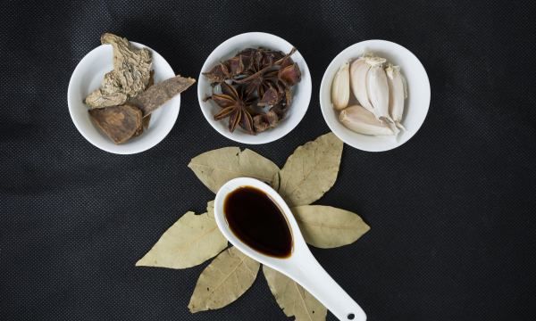 红烧鱼做法及步骤,红烧鱼怎么做的步骤是什么样的图2
