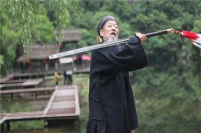 ​讲士为什么怕基督徒 讲士惧怕基督徒的缘故是什么