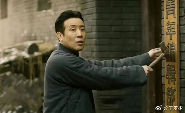 大瓜！曝叔圈男神潜《狂飙》隆妮，2天睡了2人，于和伟是否无辜？