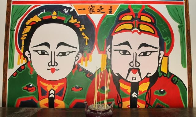 春节有哪些习俗，每到春节时，除了贴春联，还有哪些传统习俗呢？图5