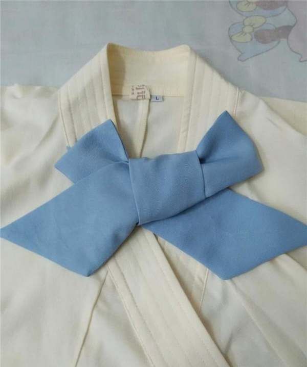 衣服蝴蝶结怎么系,衣服蝴蝶结怎么打视频慢动作图8