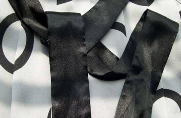 衣服蝴蝶结怎么系,衣服蝴蝶结怎么打视频慢动作图17