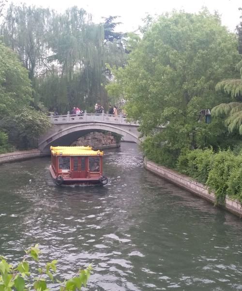 济南天下第一泉风景区概况导游词