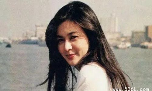 关之琳是满族什么旗 为何被吐槽是“富人收割机”