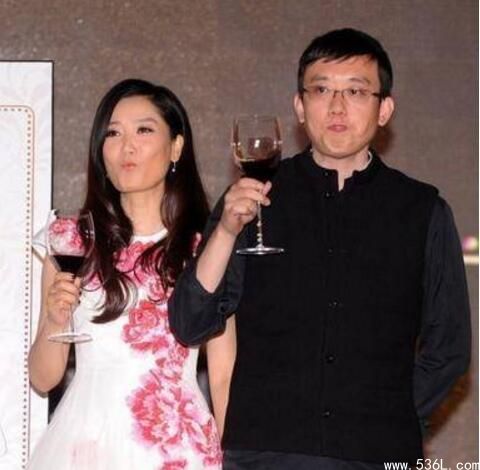 杨魏玲花的老公是谁？杨魏玲花个人资料及图片