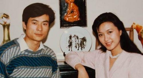 屠洪刚：娶二婚女助理当老婆，对继子视如己出，今继子比他还风流