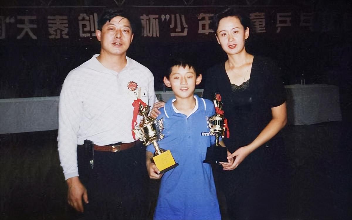 张继科个人资料简介及身高（张继科与景甜分手3年：他单身传绯闻，她承受着双重打击）