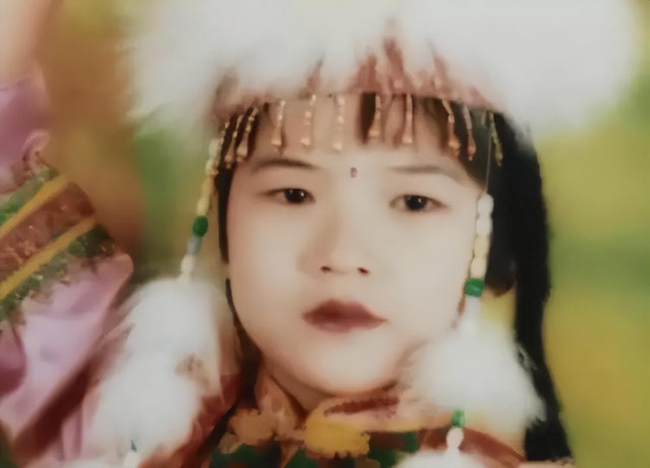 从“北漂打工妹”到“世界格斗冠军”，揭秘张伟丽的反转人生--张伟丽个人资料简介照片
