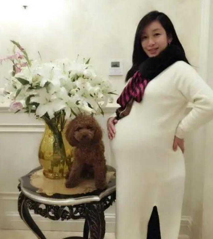 秦海璐个人资料简介（秦海璐：嫁二婚王新军，让丧夫丧子的婆婆老有所依）