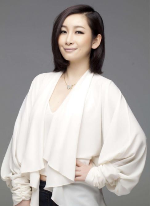 秦海璐个人资料简介（秦海璐：嫁二婚王新军，让丧夫丧子的婆婆老有所依）