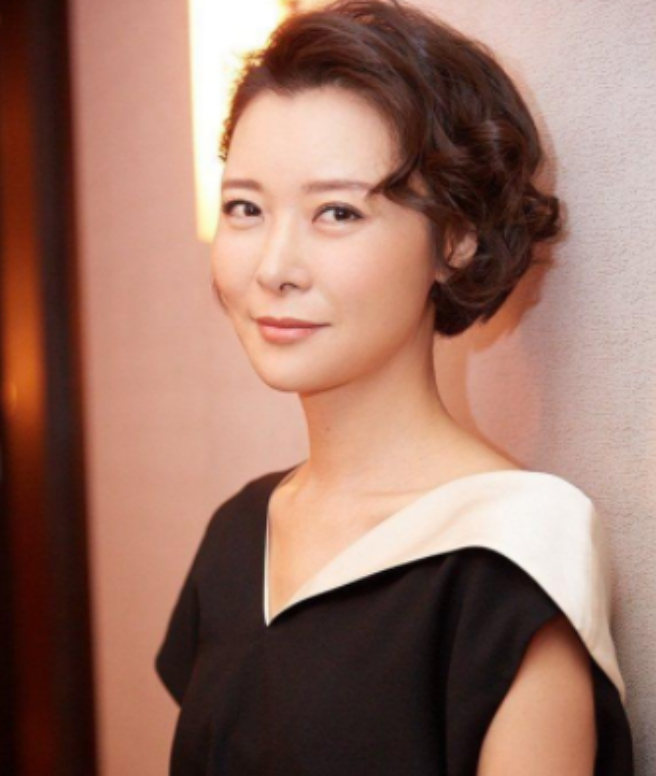 著名演员柯蓝：情路坎坷，我不是黄志忠小三，我也不想结婚