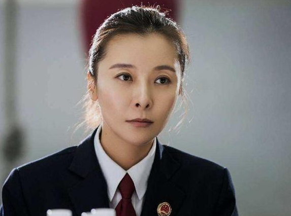 著名演员柯蓝：情路坎坷，我不是黄志忠小三，我也不想结婚