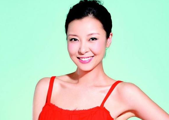 著名演员柯蓝：情路坎坷，我不是黄志忠小三，我也不想结婚
