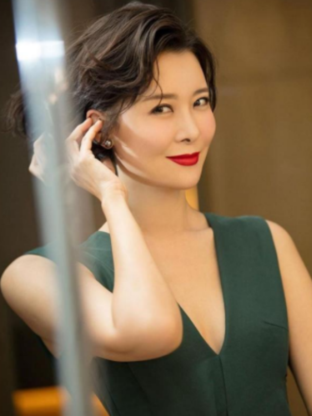 著名演员柯蓝：情路坎坷，我不是黄志忠小三，我也不想结婚