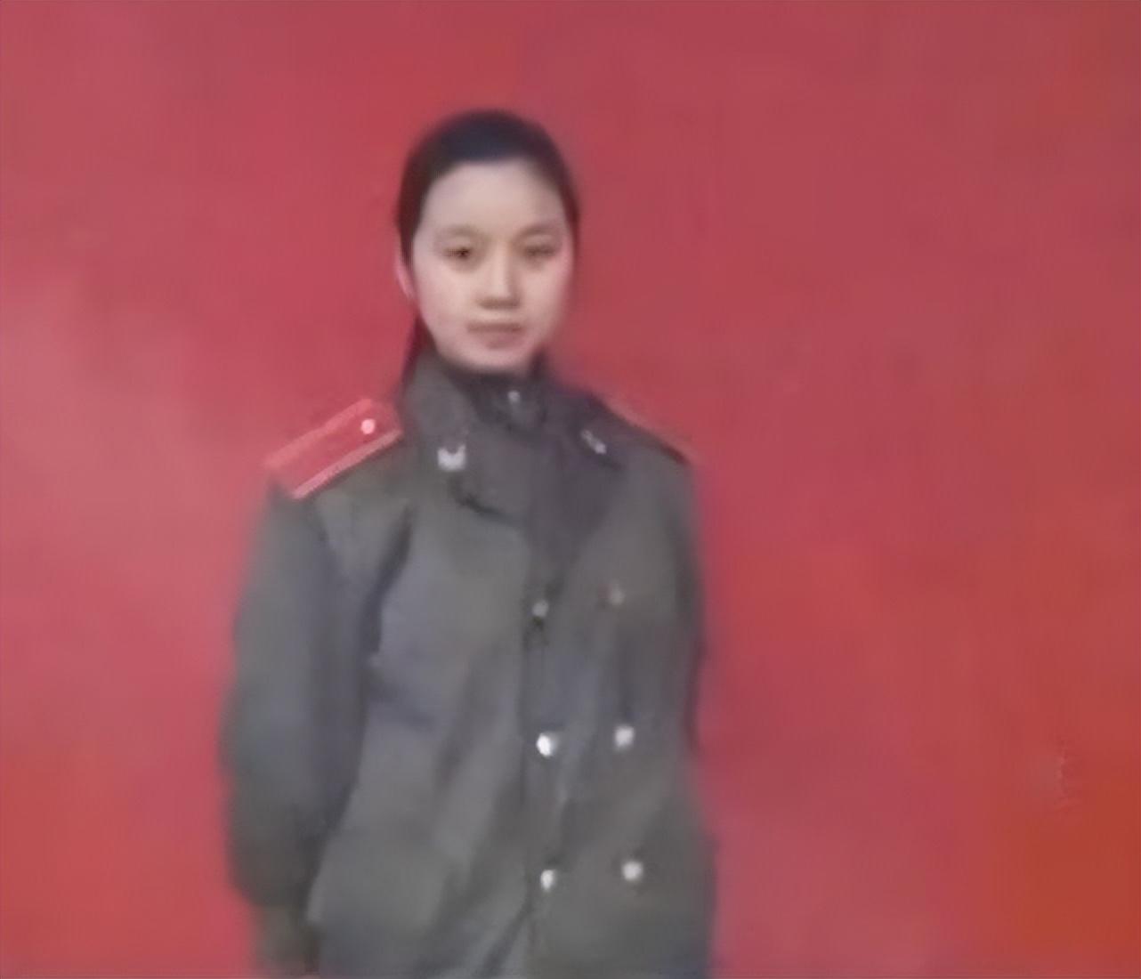 闫妮的个人资料简介是 前夫净身出户，52岁至今单身，三段“姐弟恋”始终无果