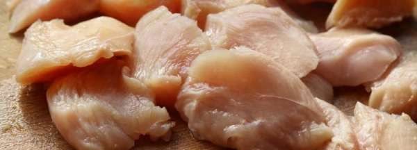 一整块鸡胸肉煮多久能熟,整块鸡胸肉需要煮多长时间图1