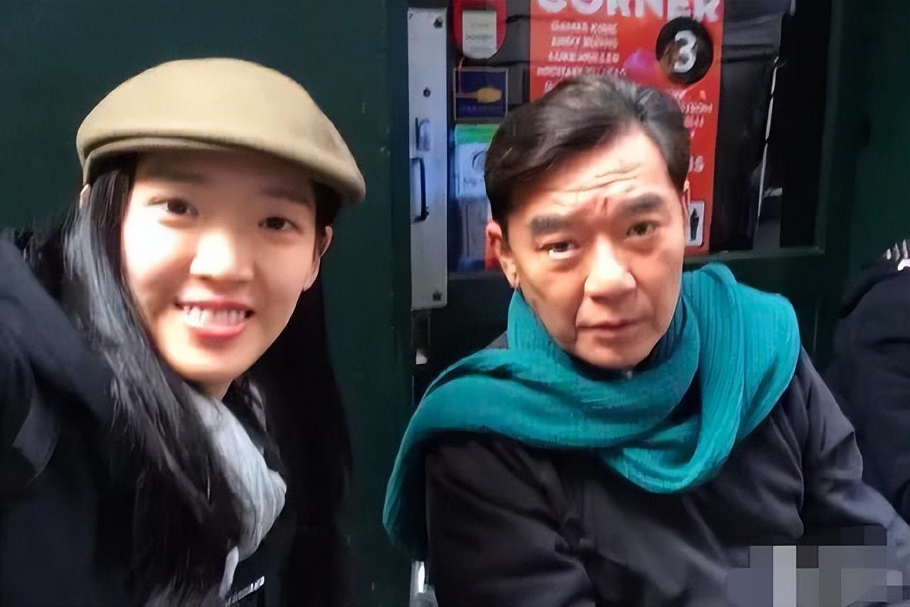 李立群个人资料简介及女儿（李立群32岁女儿近况，与黑人分手后单身至今，为闺蜜庆生心情好）