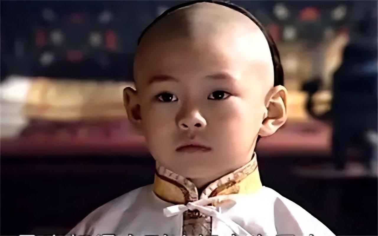 顺治皇帝简介及个人资料（顺治皇帝只活了24岁，为何却生下14个子女，他是如何办到的？）